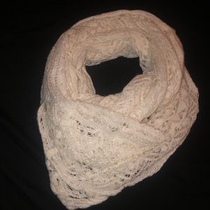 Infinity scarf